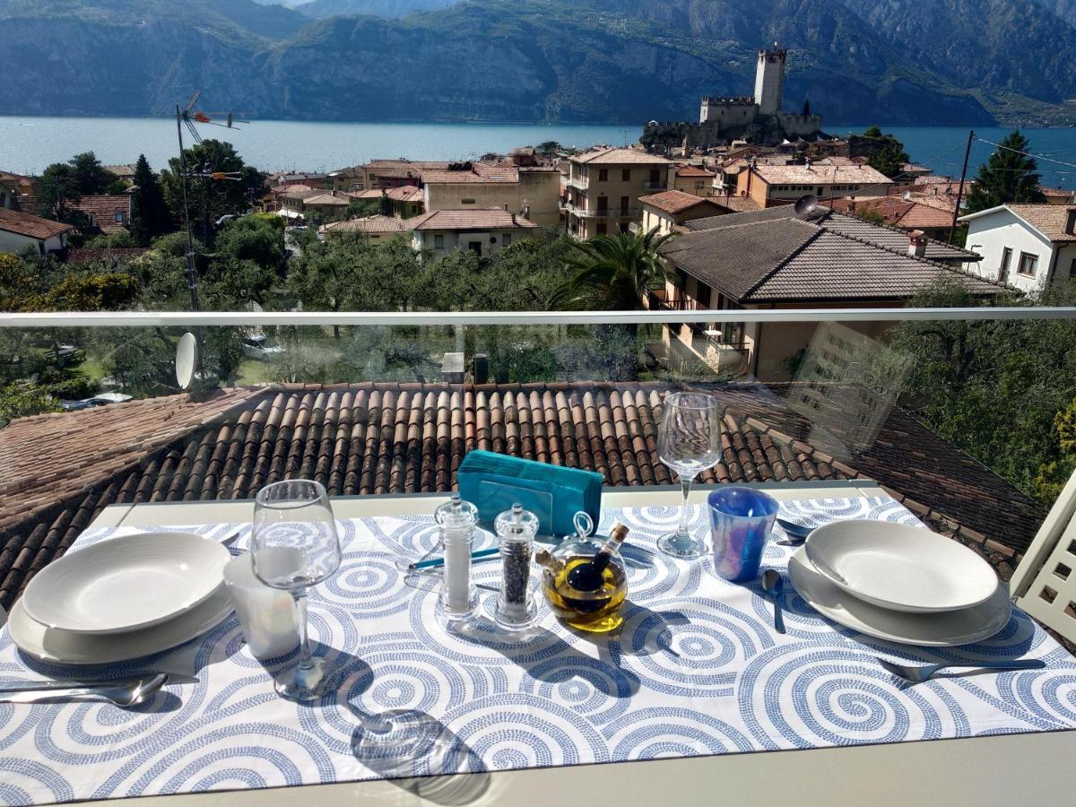 Blue Sky Garda - Zaffiro Apartment Malcesine Exterior photo