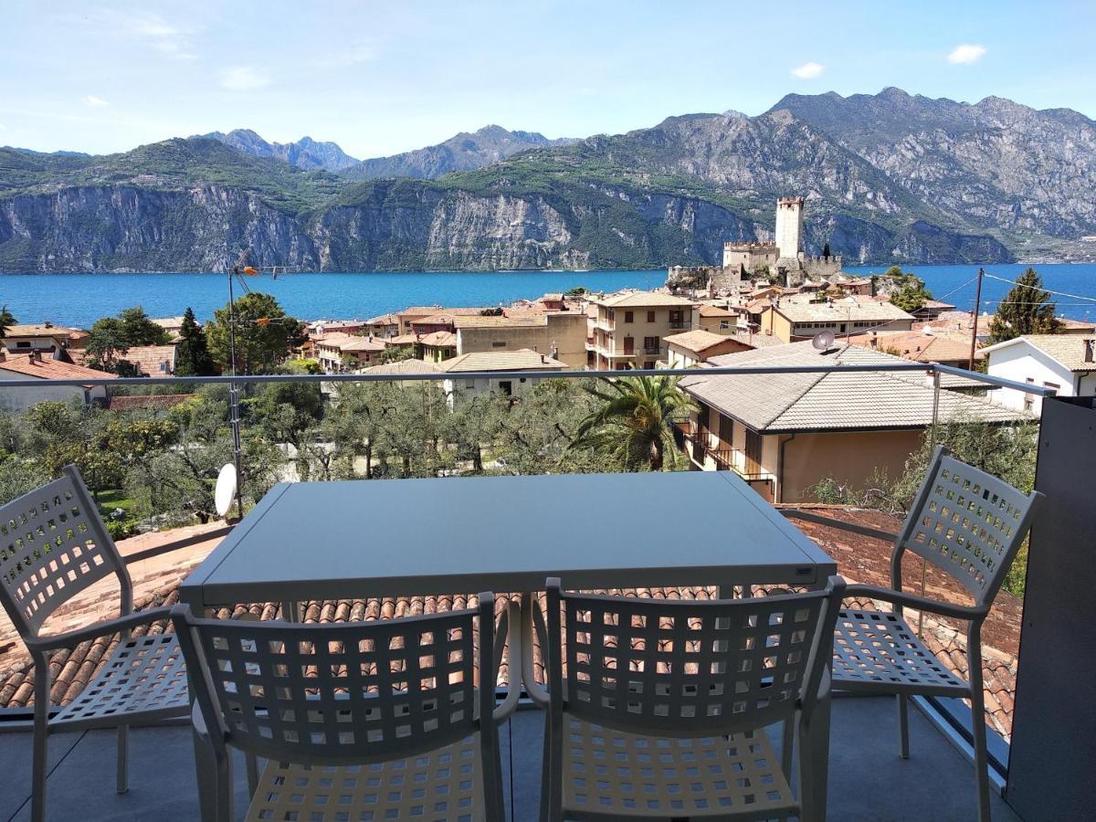 Blue Sky Garda - Zaffiro Apartment Malcesine Exterior photo